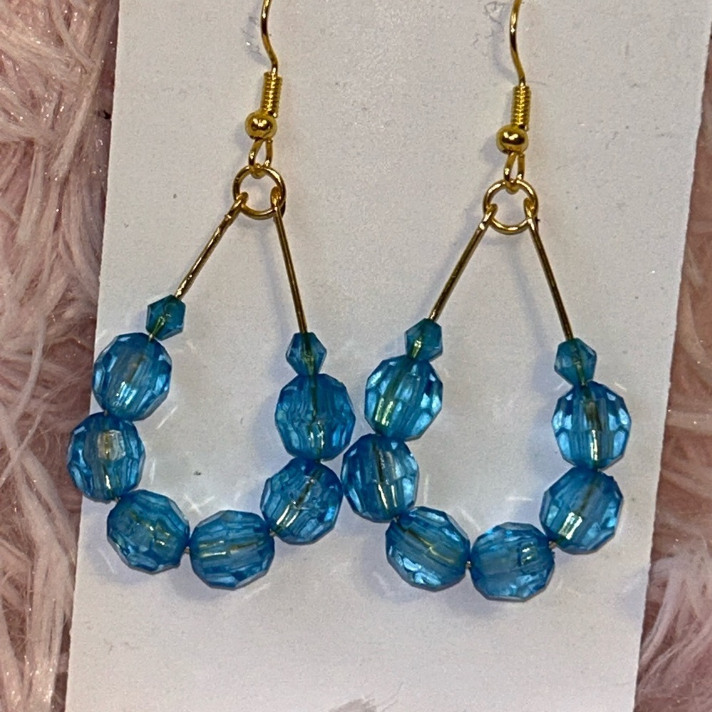 Chic Gold and Blue Beaded Earrings